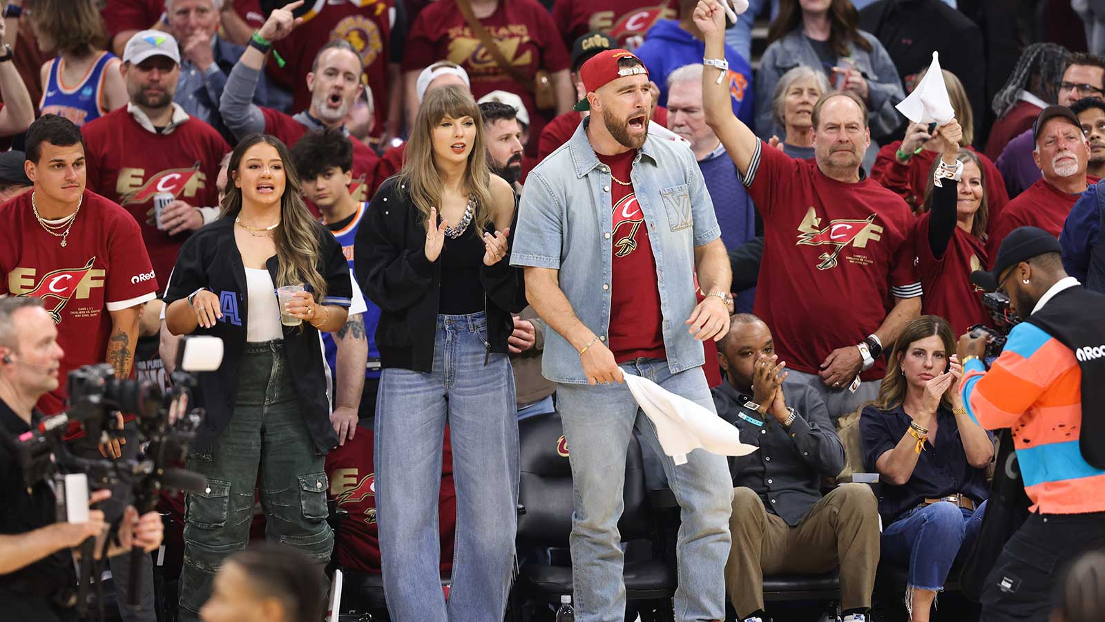 Travis Kelce, Taylor Swift get epic Art But Make It Sports treatment at Cavs-Knicks Game 3