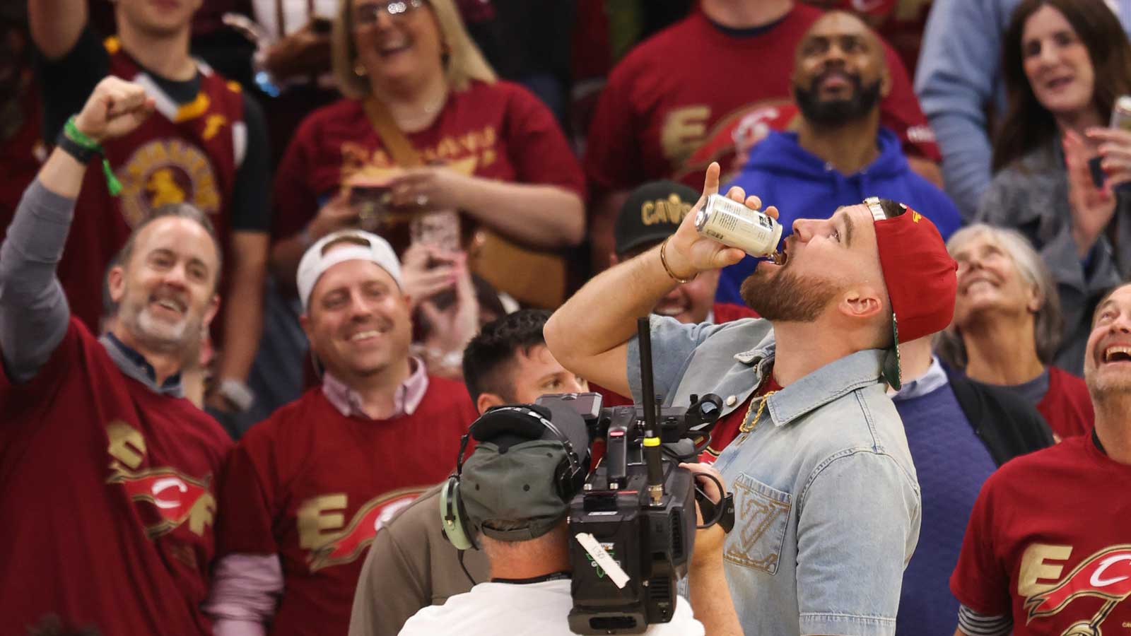 Travis Kelce defends ‘classy’ beer chug in front of Taylor Swift at Cavs-Knicks game