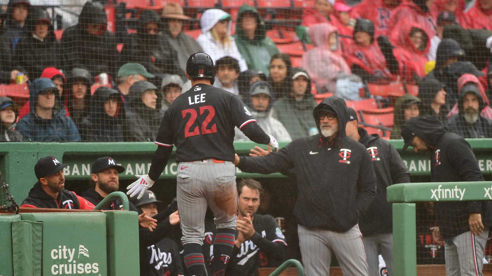 Twins turn back clock to 1994 with Red Sox sweep