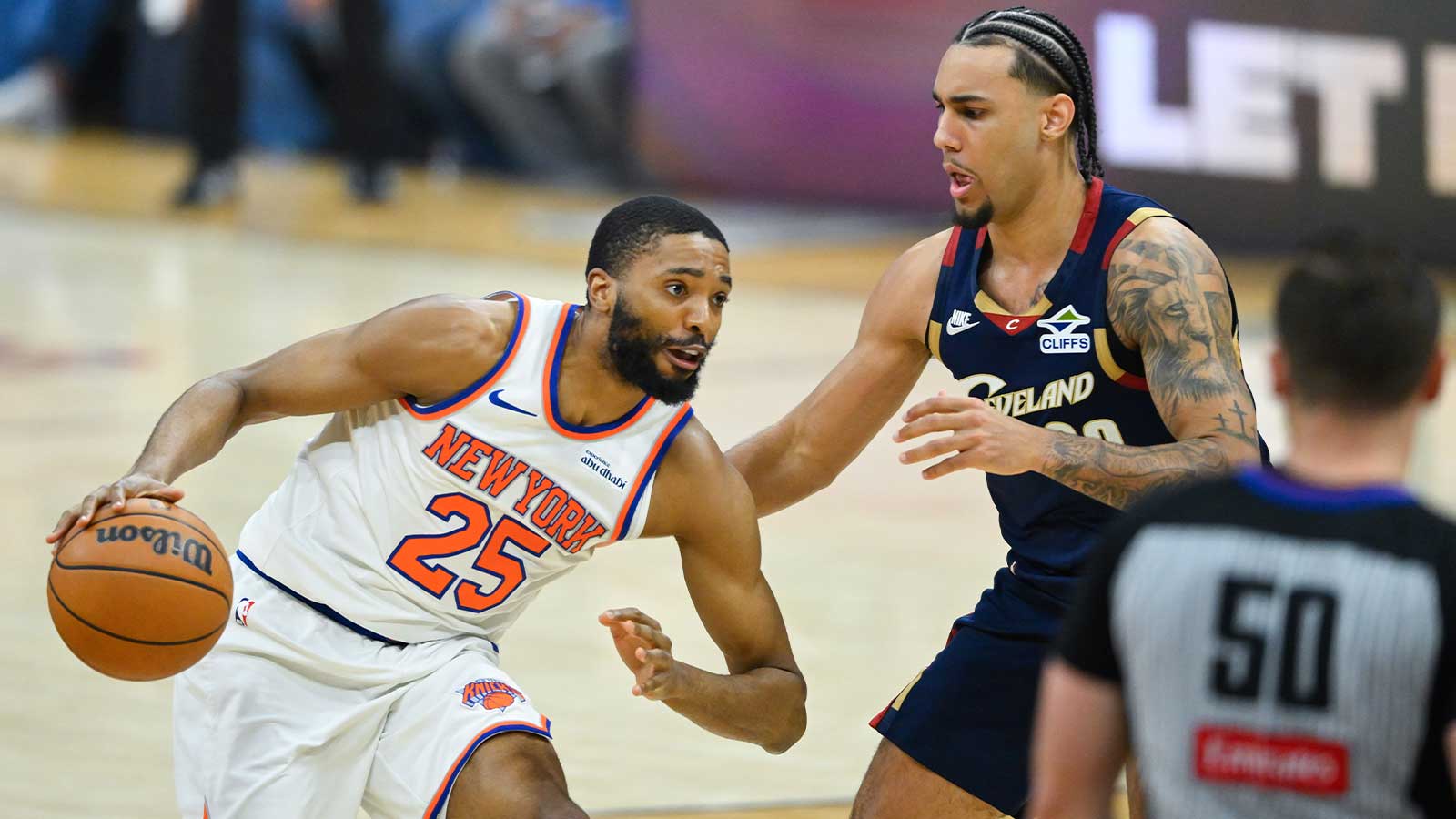 ‘Unbelievable’ Mikal Bridges, OG Anunoby get Game 3 shoutout from Knicks’ Mike Brown