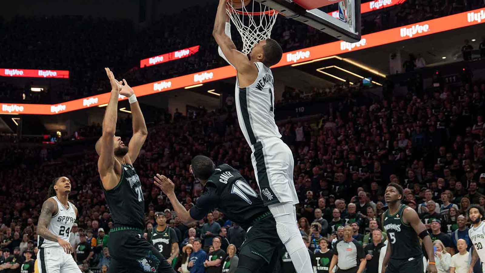 Spurs’ Victor Wembanyama makes playoff history not seen since Shaq