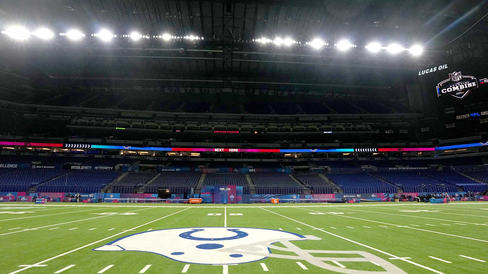 Colts owner pays tribute to legendary Raymond Berry after passing away at 93