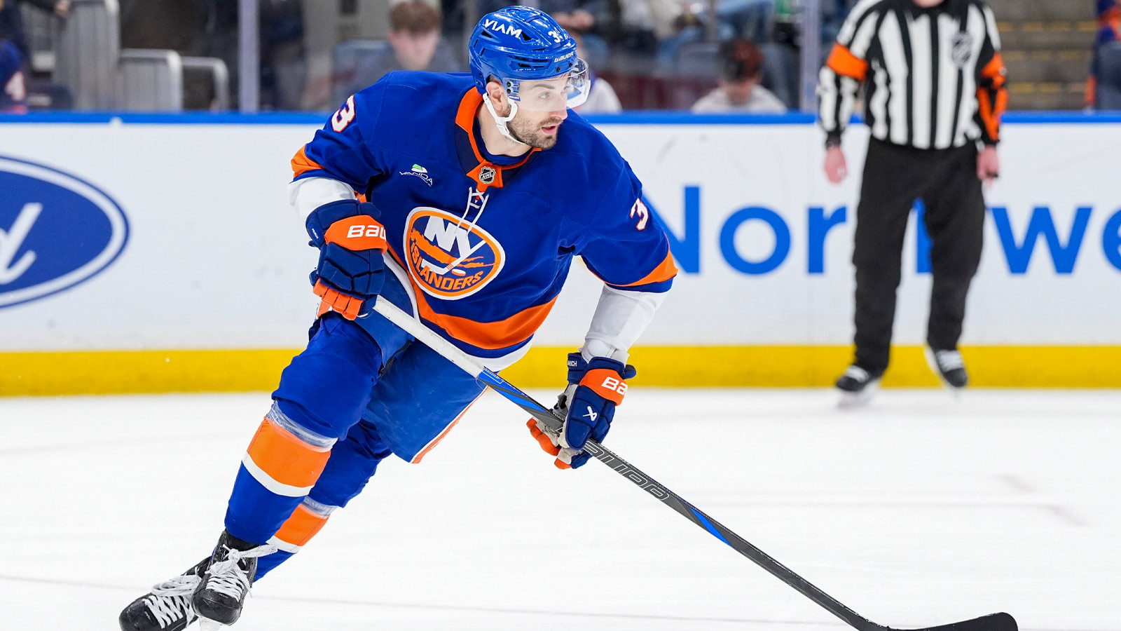 New York Islanders defenseman Adam Pelech during the third period against the Philadelpia Flyers at UBS Arena.