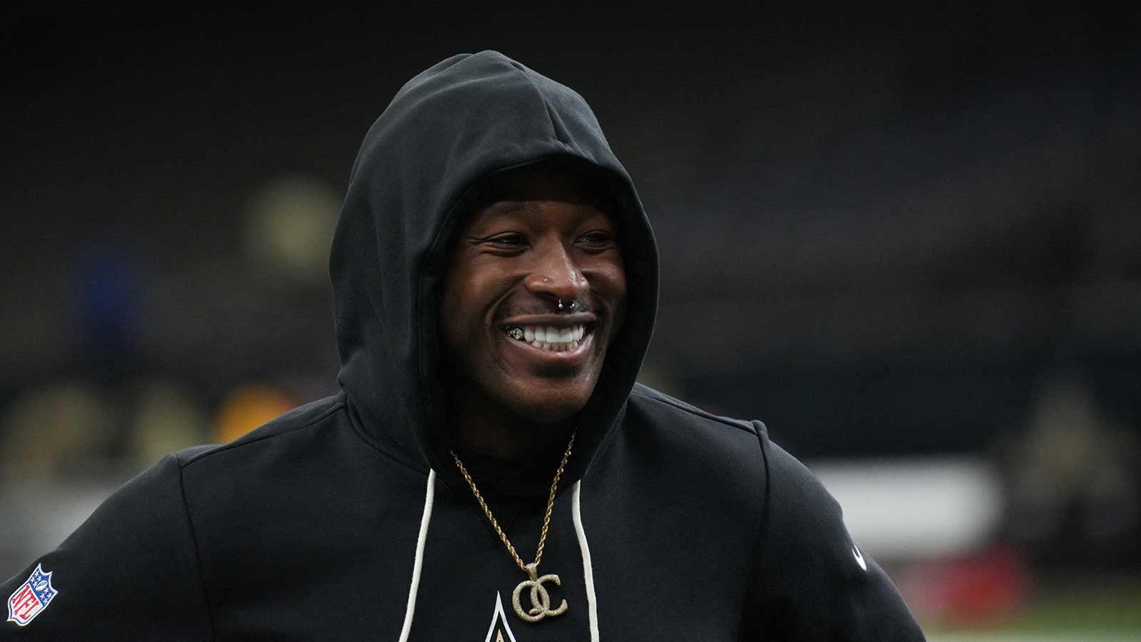 Saints' Alvin Kamara gets real about Jameis Winston's gesture with NSFW take