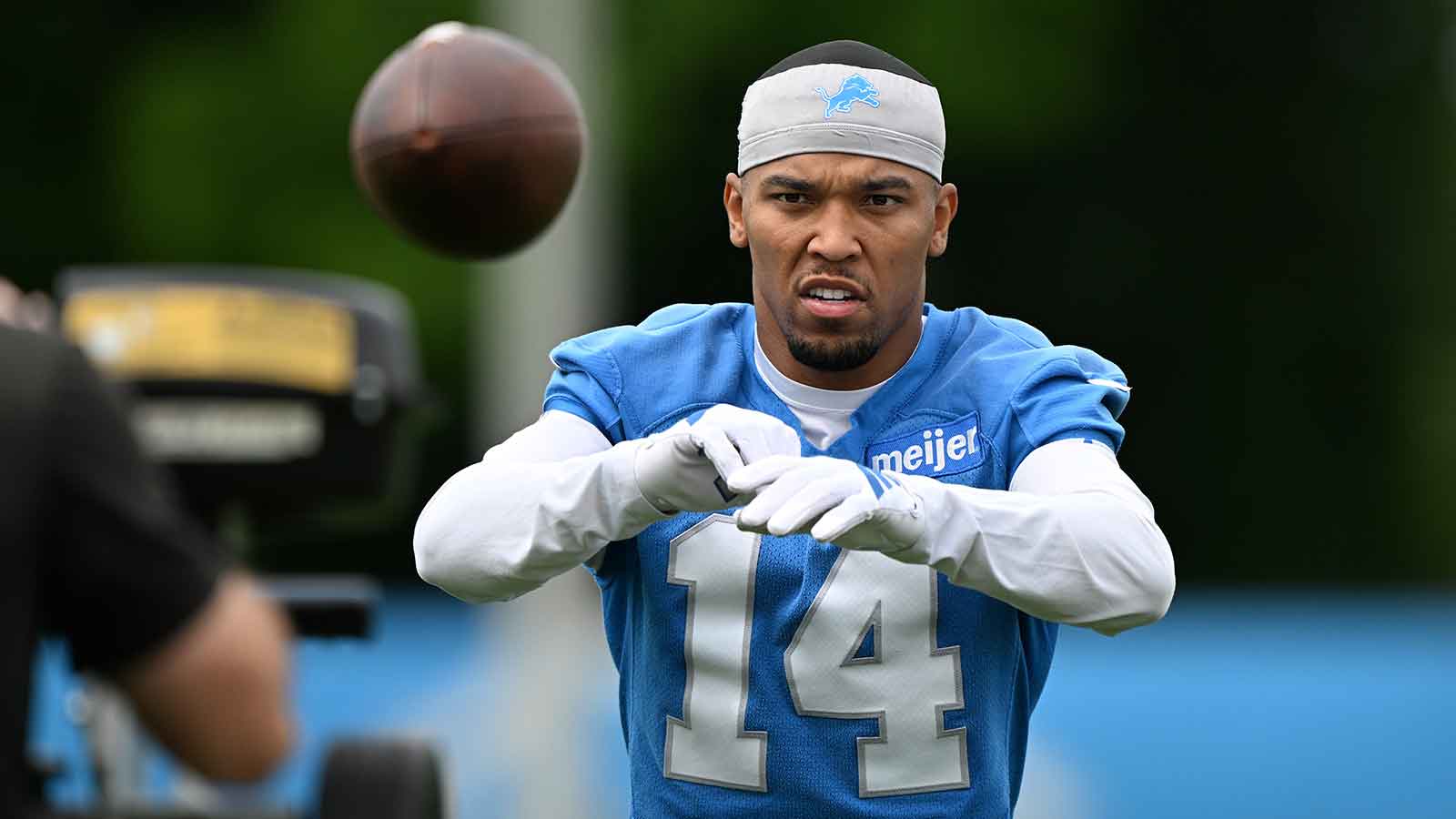 Lions’ Amon-Ra St. Brown drops savage claim on NFC North rivals