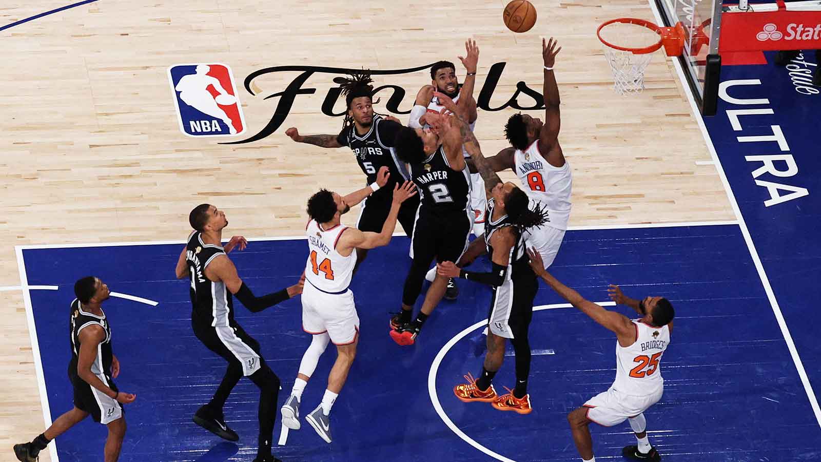 https://wp.clutchpoints.com/wp-content/uploads/2026/06/Anunoby-tip-in.jpg
