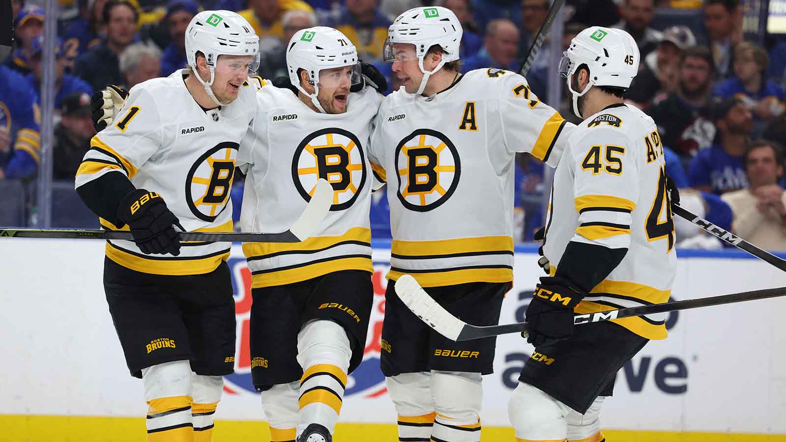 Bruins rumors: 2 players Boston is trying to re-sign ahead of NHL Free Agency
