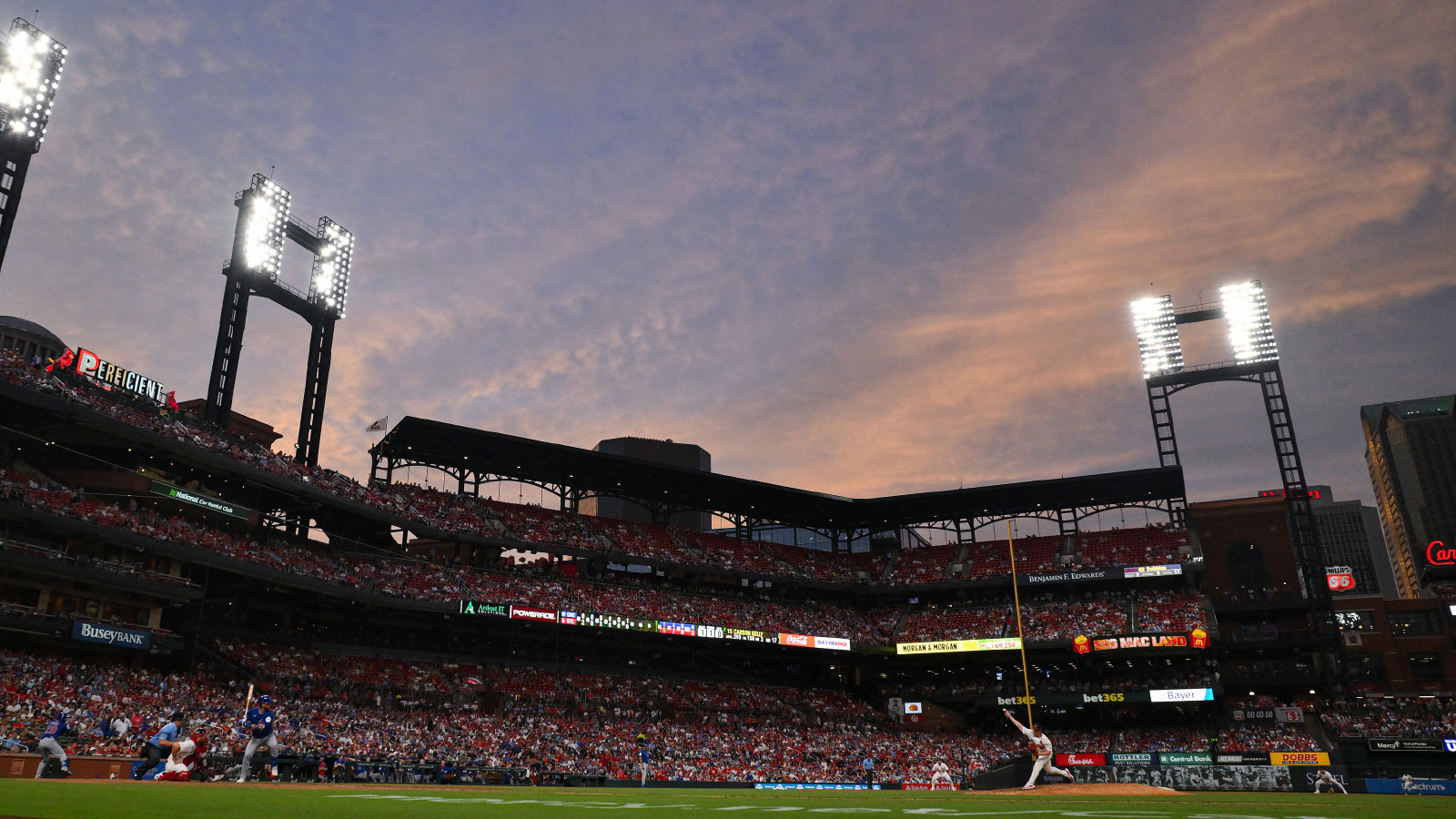 Cardinals coach reveals St. Louis' secret sauce amid shocking season