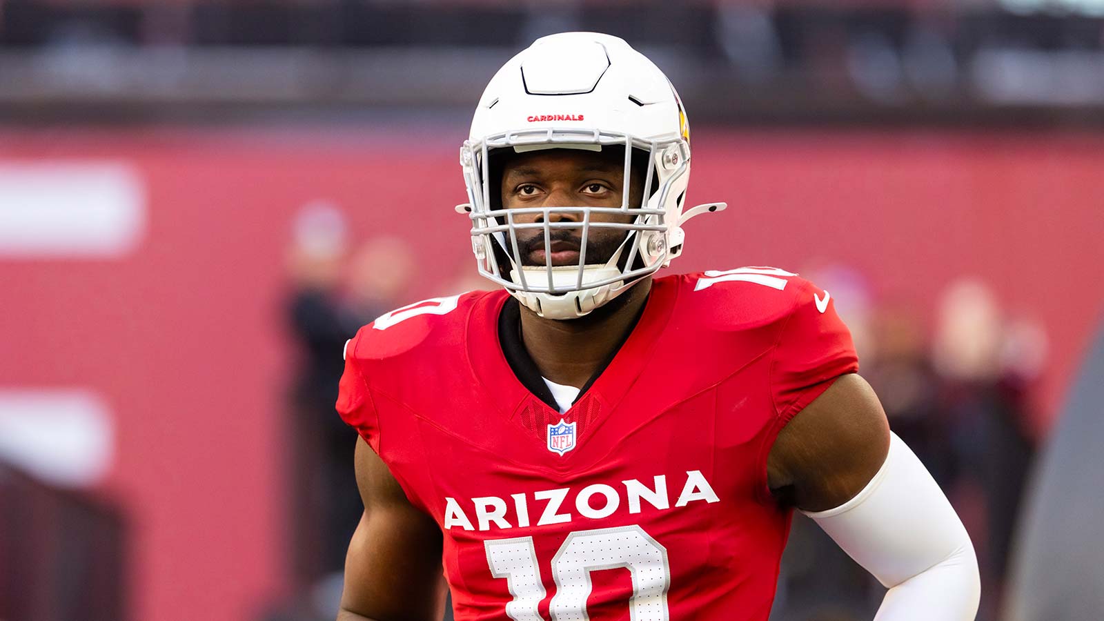 Arizona Cardinals linebacker Josh Sweat (10) against the Los Angeles Rams at State Farm Stadium.