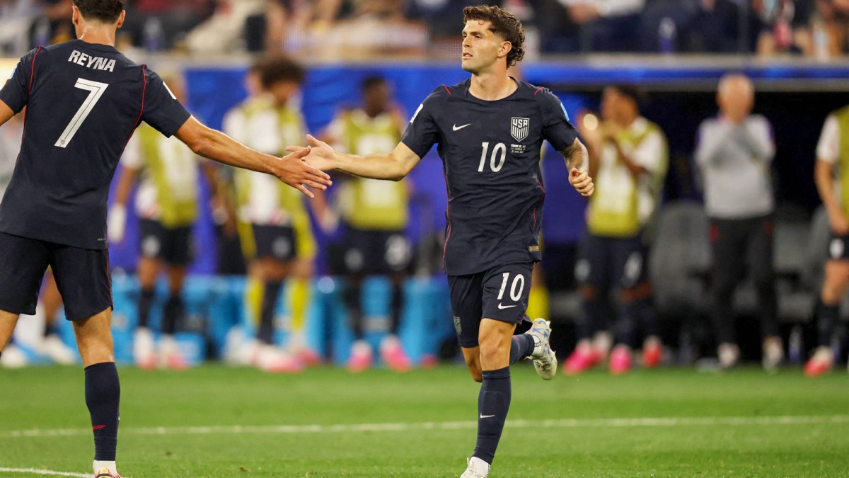 Usmnt News Weston Mckennie Gushes Over Special Christian Pulisic Return 