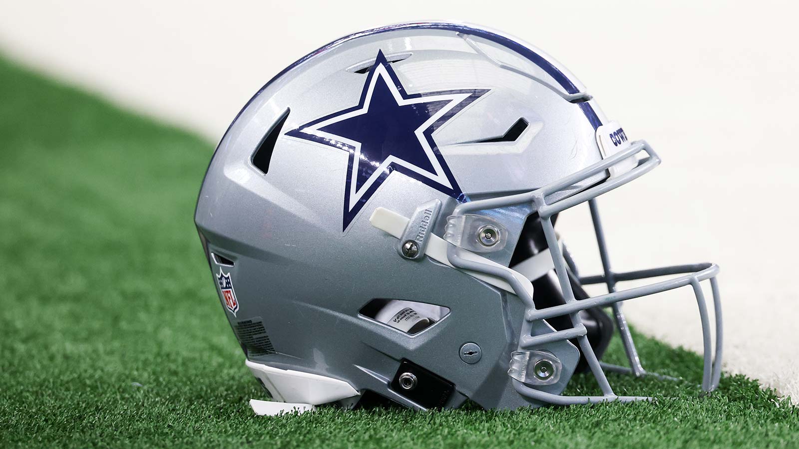 Cowboys OC Klayton Adams gets brutally honest on Dallas’ red-zone struggles