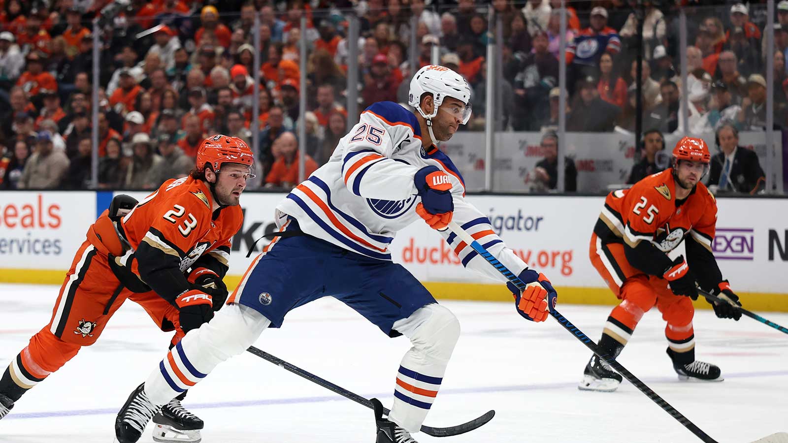 Oilers rumors: Western Conference team added to Darnell Nurse sweepstakes