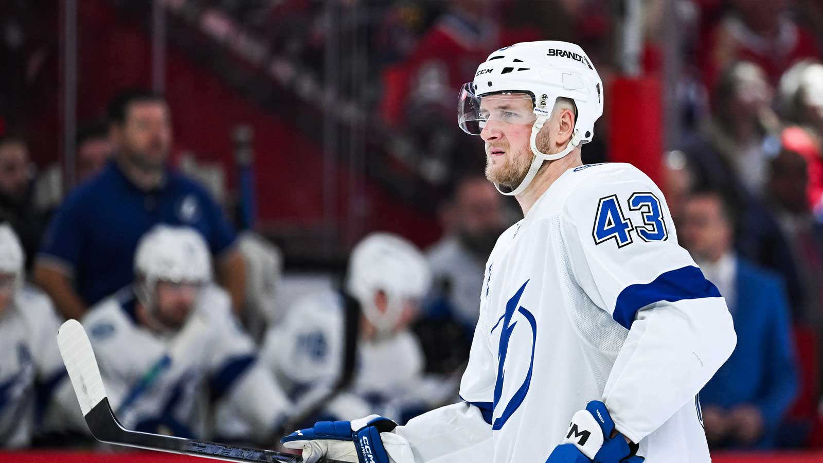 Maple Leafs acquire Darren Raddysh from Lightning in sign-and-trade