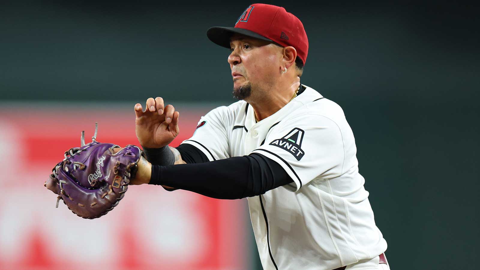 Diamondbacks’ Ildemaro Vargas avoids serious injury after scary Max Muncy collision
