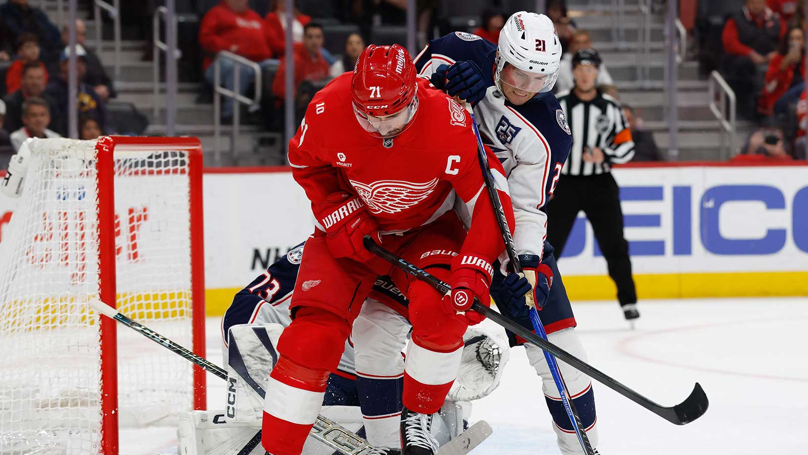 https://wp.clutchpoints.com/wp-content/uploads/2026/06/Dylan-Larkin-attempts-to-score.jpg