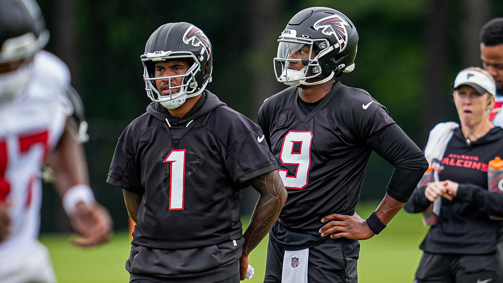 Matt Hasselbeck doesn’t think Tua Tagovailoa is competing with Michael Penix Jr.