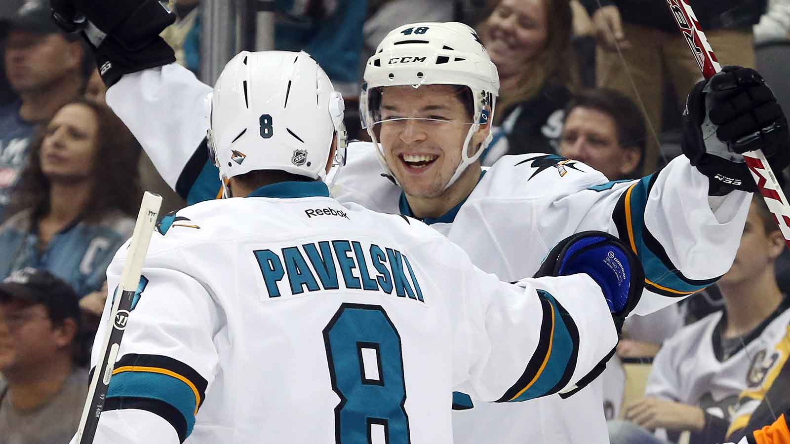 Golden Knights’ Tomas Hertl credits call from Joe Pavelski for offensive upswing