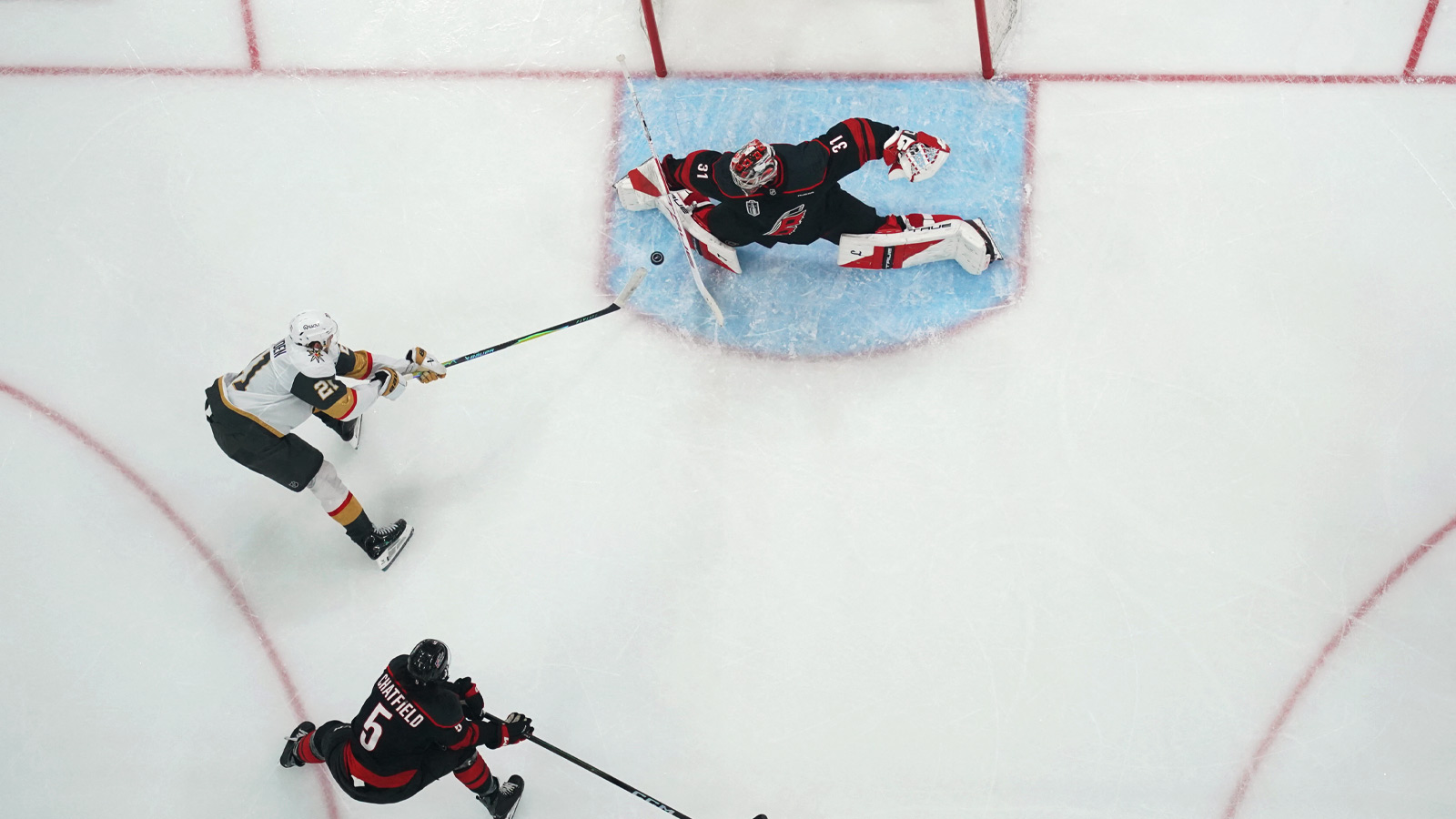 Hurricanes coach Rod Brind’Amour throws support behind Frederik Andersen after tough Game 1