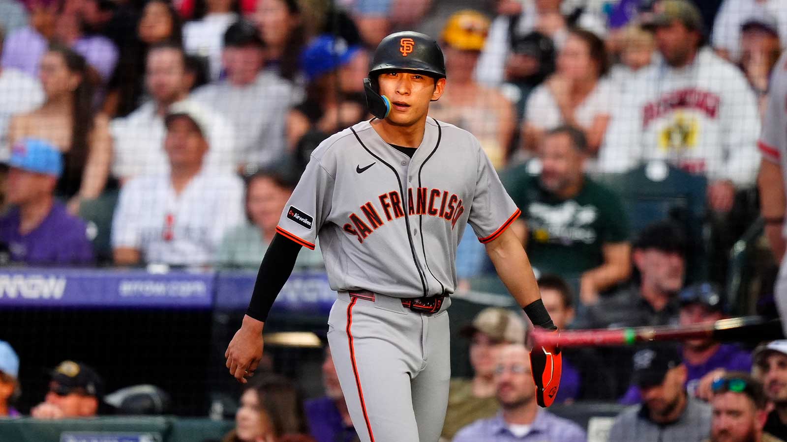 Giants’ Jung Hoo Lee joins Willie Mays in franchise history