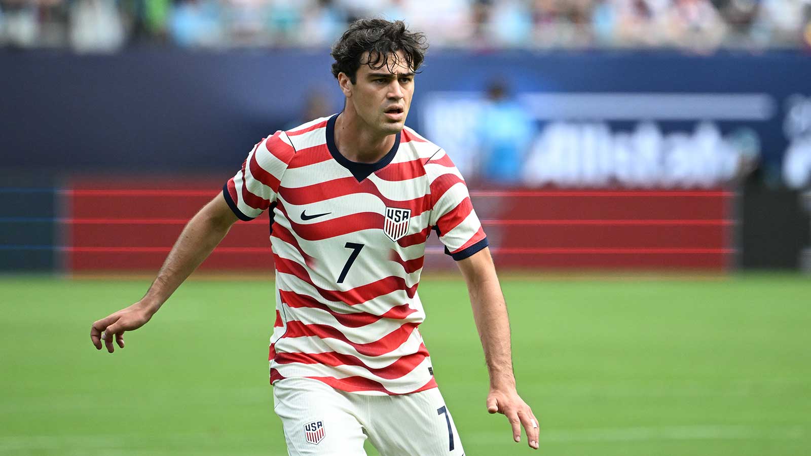 Giovanni Reyna caps off incredible USMNT effort vs. Paraguay with goal in World Cup opener