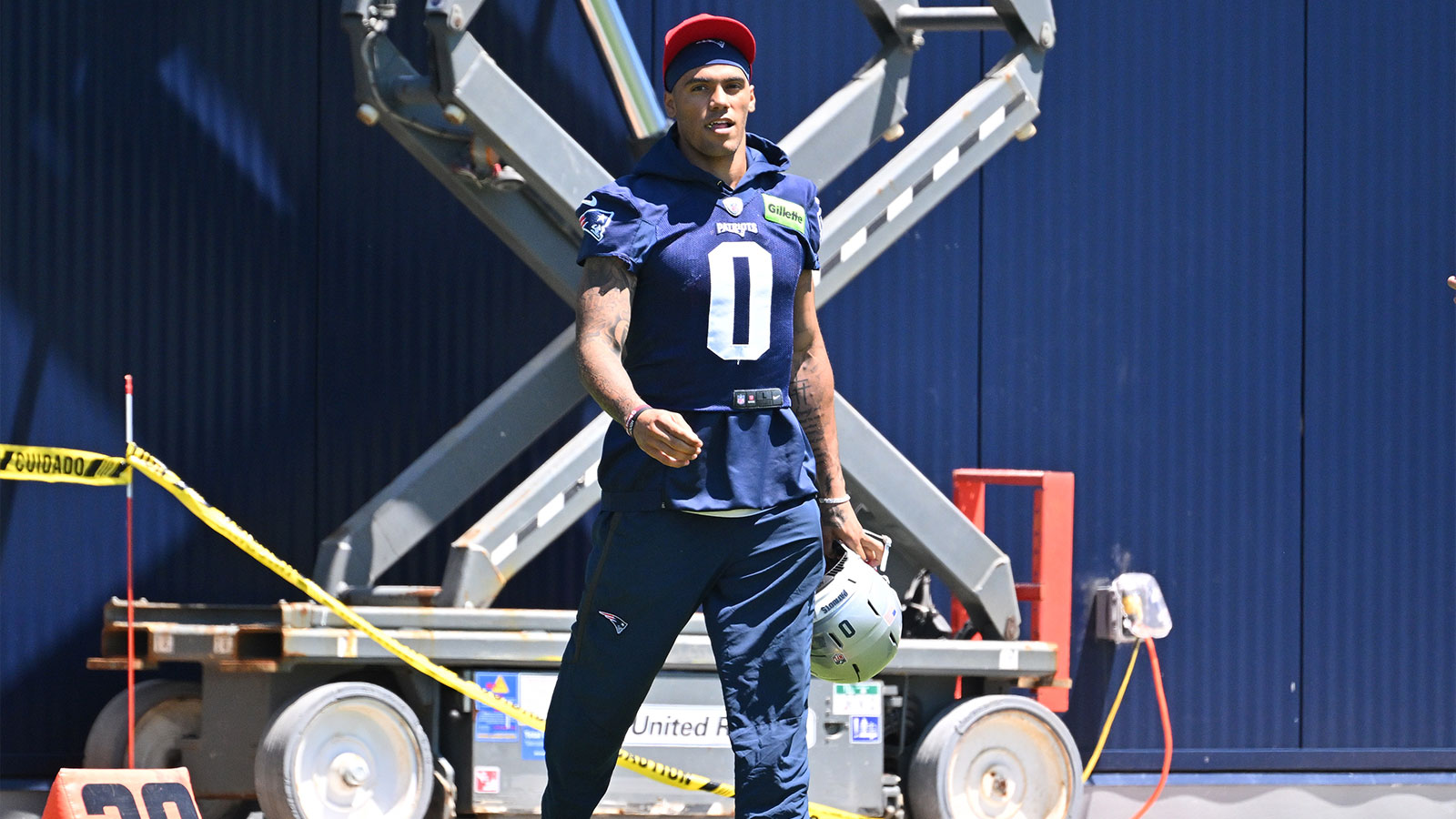 Patriots rumors: Why New England may test Christian Gonzalez in contract standoff