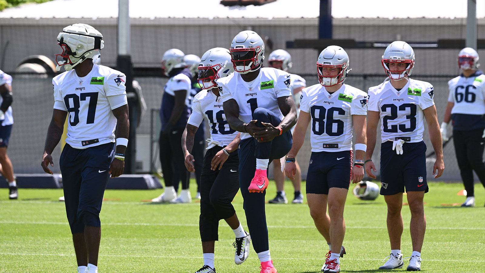 How Drake Maye truly feels about having AJ Brown on Patriots roster