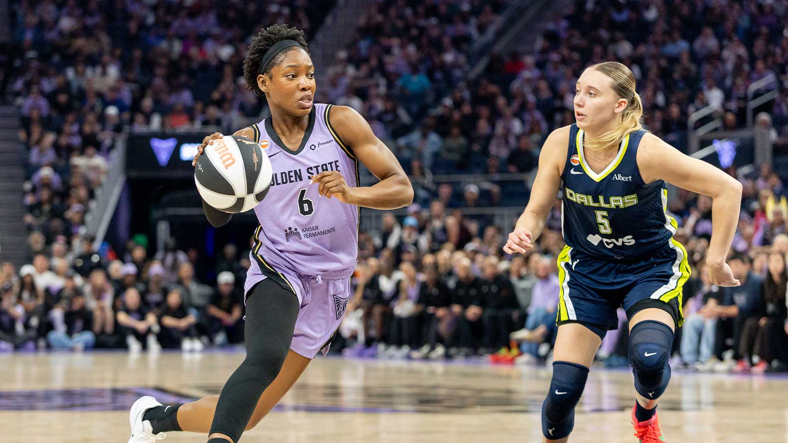 Golden State Valkyries guard Kaila Charles (6) drives during the second quarter against the Dallas Wings at Chase Center. 