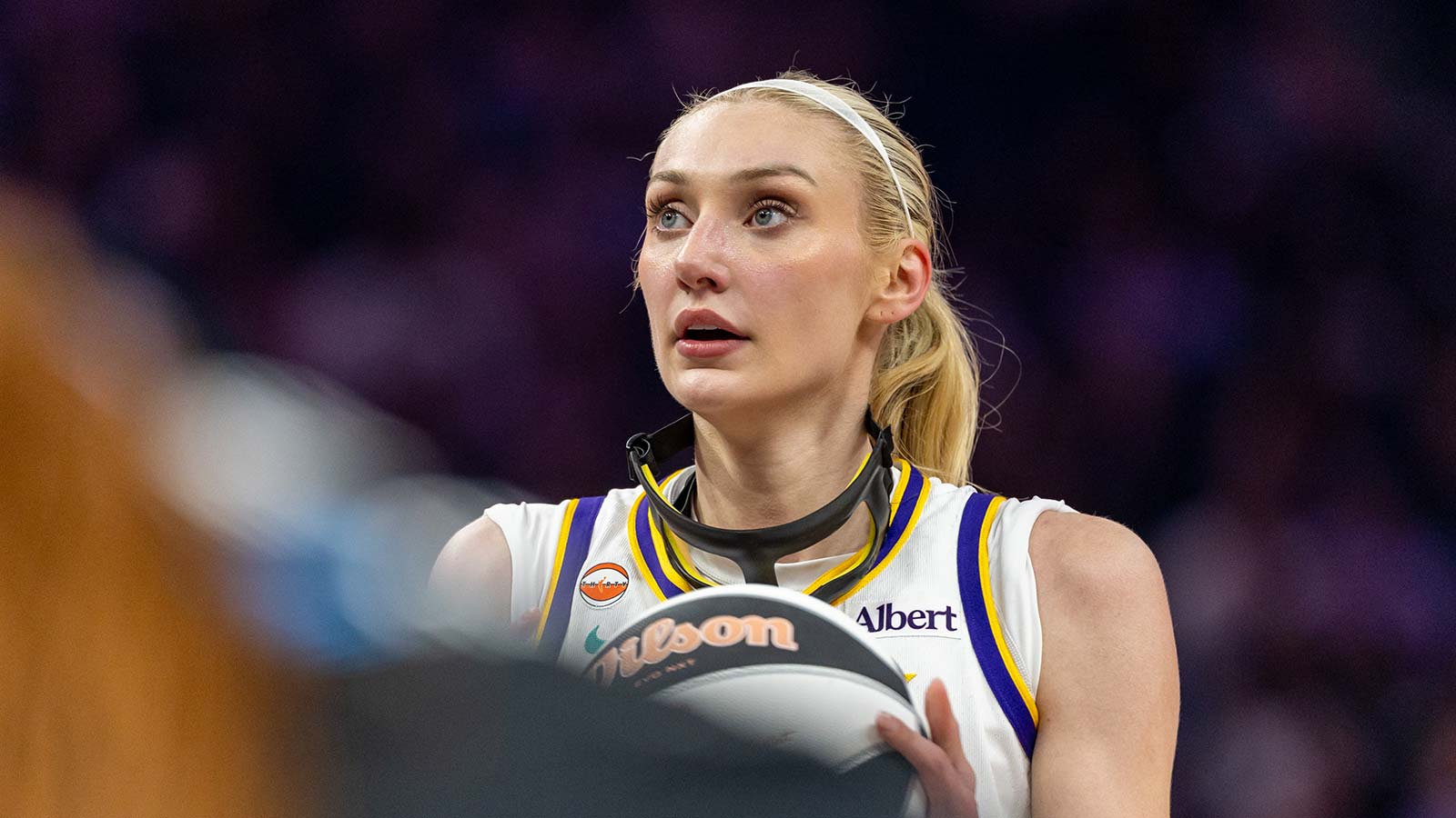Cameron Brink suffers injury scare in loss vs. Valkyries
