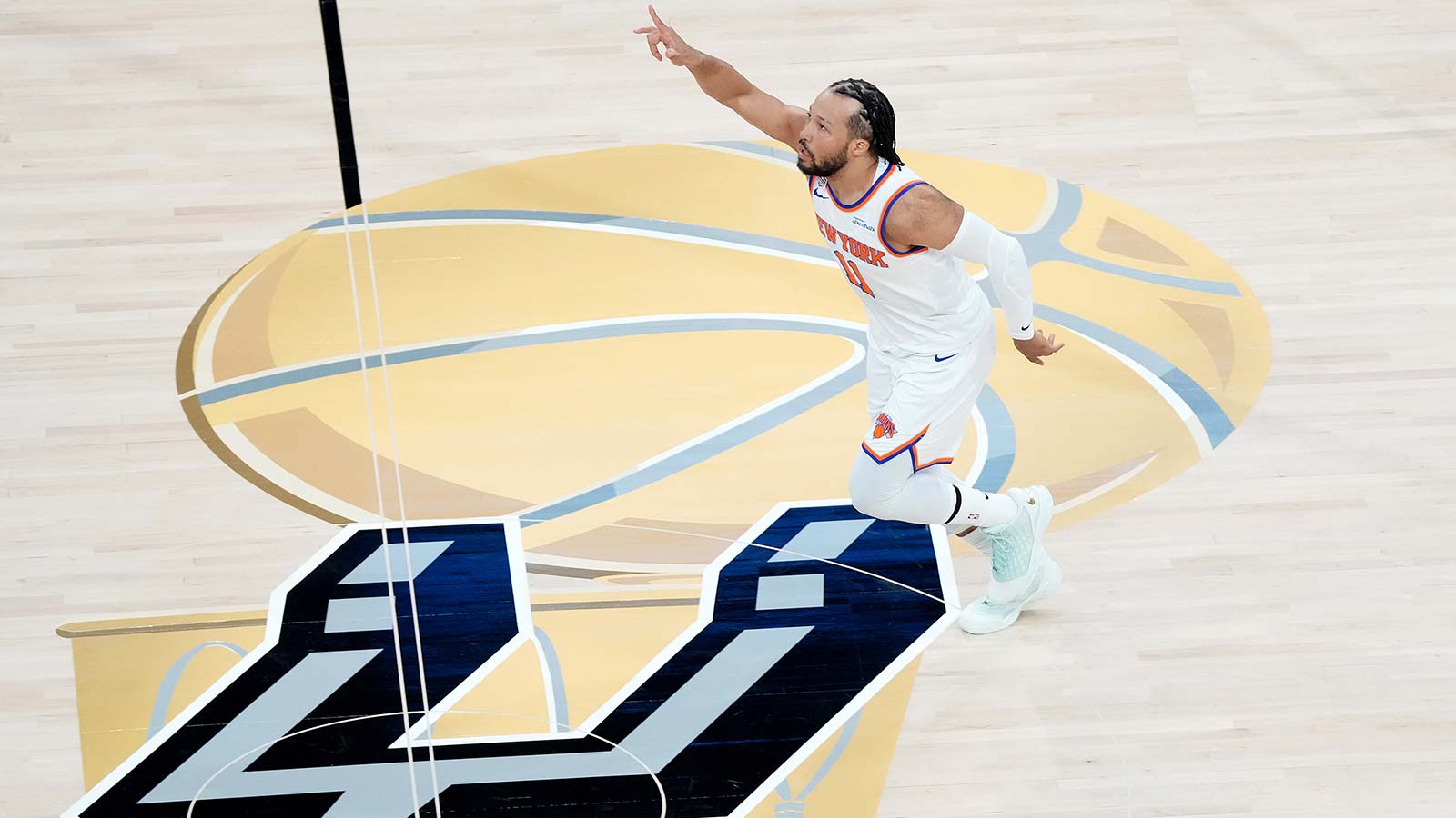 Knicks’ Jalen Brunson sounds off on what sparked Game 1 comeback vs. Spurs