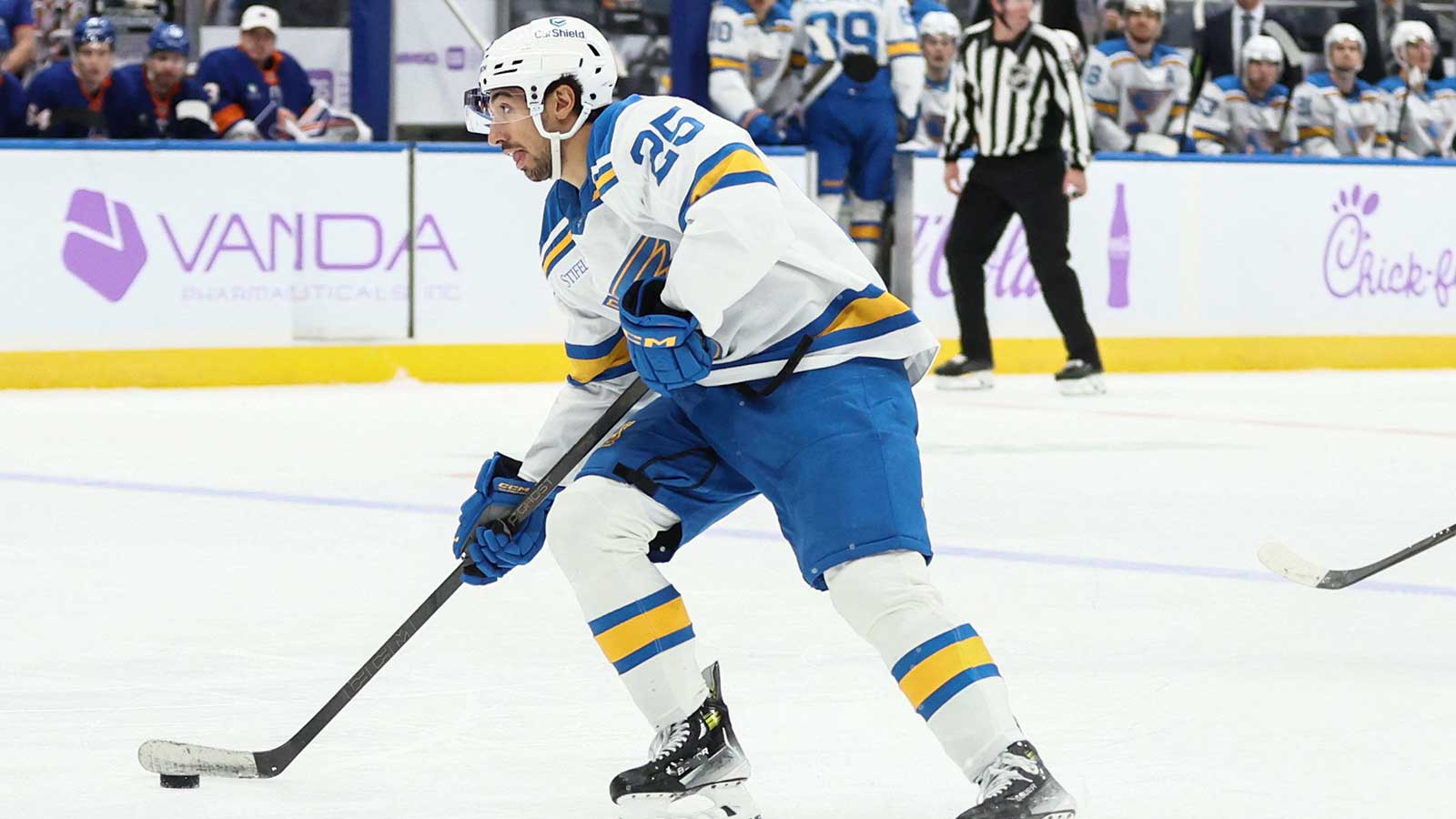 NHL rumors: Blues’ Jordan Kyrou could waive no-trade clause to join Islanders
