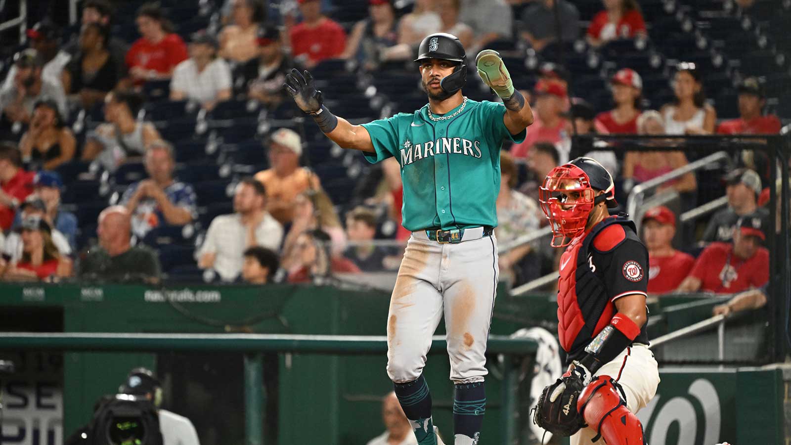 Mariners star Julio Rodriguez drops ‘brutally honest’ reflection on 2025 playoff loss to Blue Jays