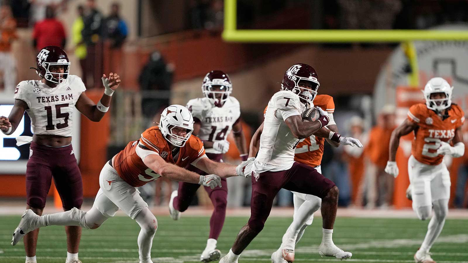 Texas A&M lands ‘elite’ receiver over Florida, Georgia