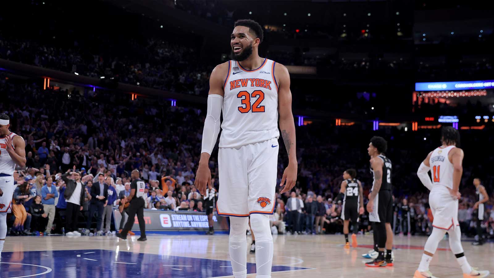 Knicks’ KAT sends powerful message on fans’ support in bonkers Game 4 comeback