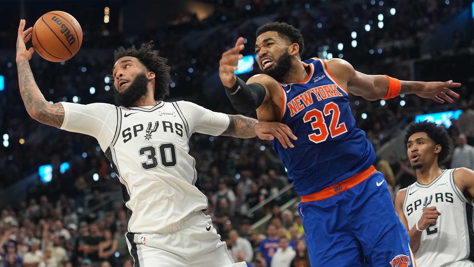 Wild Karl-Anthony Towns streak continues in cinematic Game 2 win over Spurs