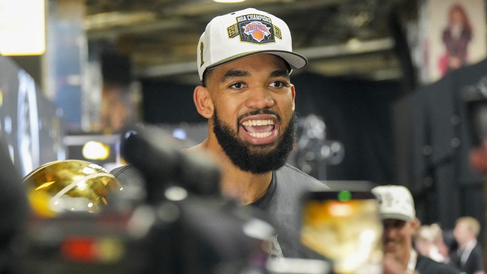 Karl-Anthony Towns channels Frank Sinatra with epic Knicks championship montage