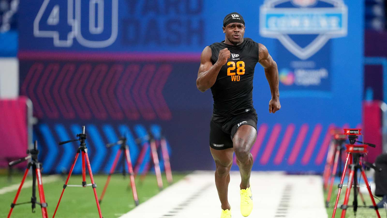 Lions rookie WR picked after draft trade up tears ACL