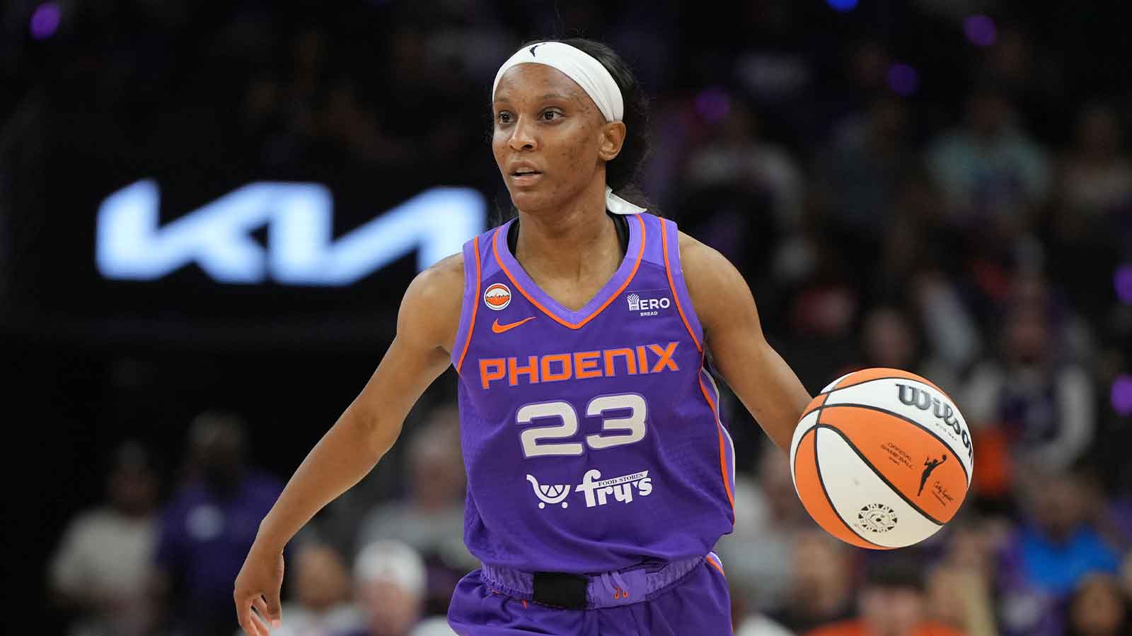 Mercury bring back WNBA Finals guard after win vs Storm