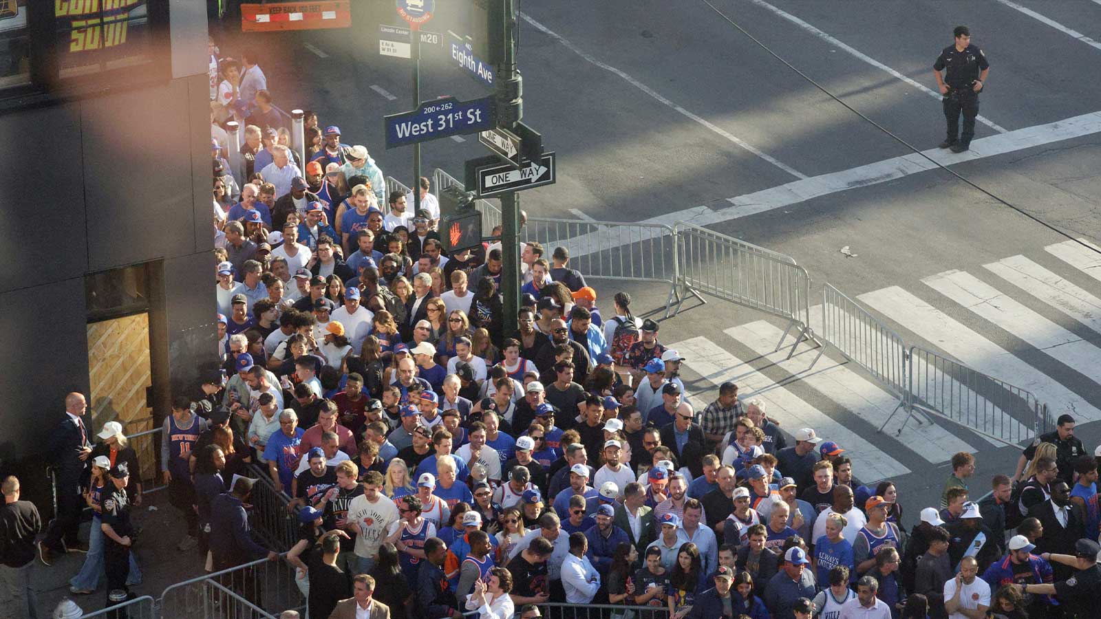 Brawling Knicks fans outside MSG after Game 3 loss force police to move in