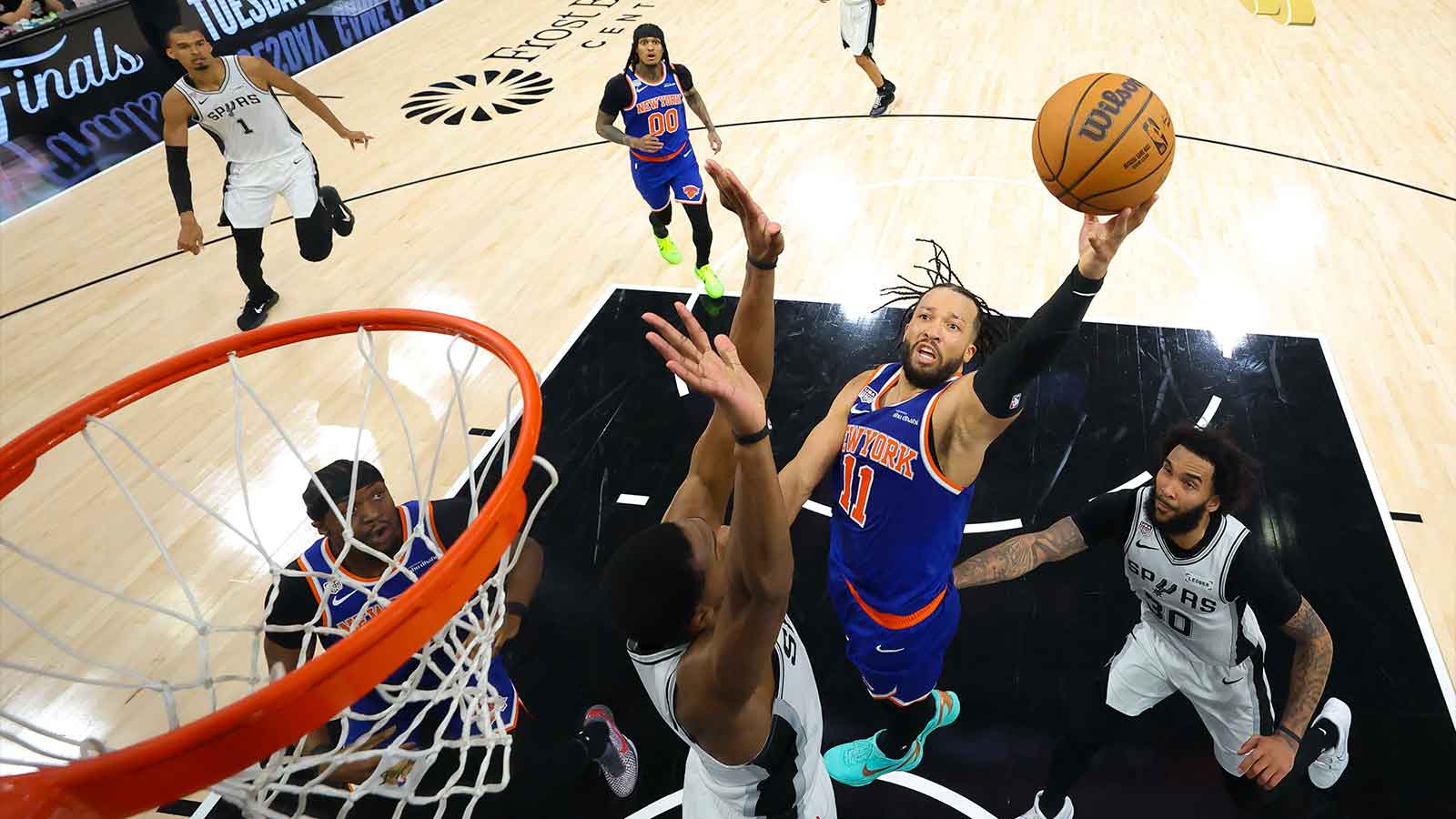 Knicks’ Jalen Brunson joins Michael Jordan in NBA Finals history with dominant closeout Game 5