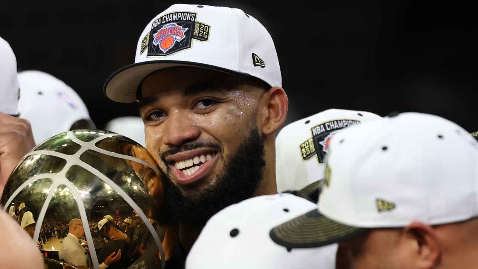 Knicks’ Karl-Anthony Towns drops perfect message for his dad, Rick Brunson ahead of Father’s Day