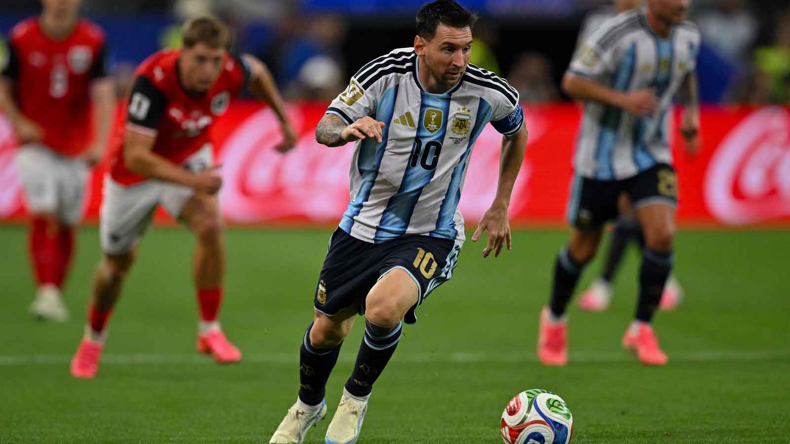 Argentina fans erupt when Lionel Messi checks into Jordan clash during World Cup
