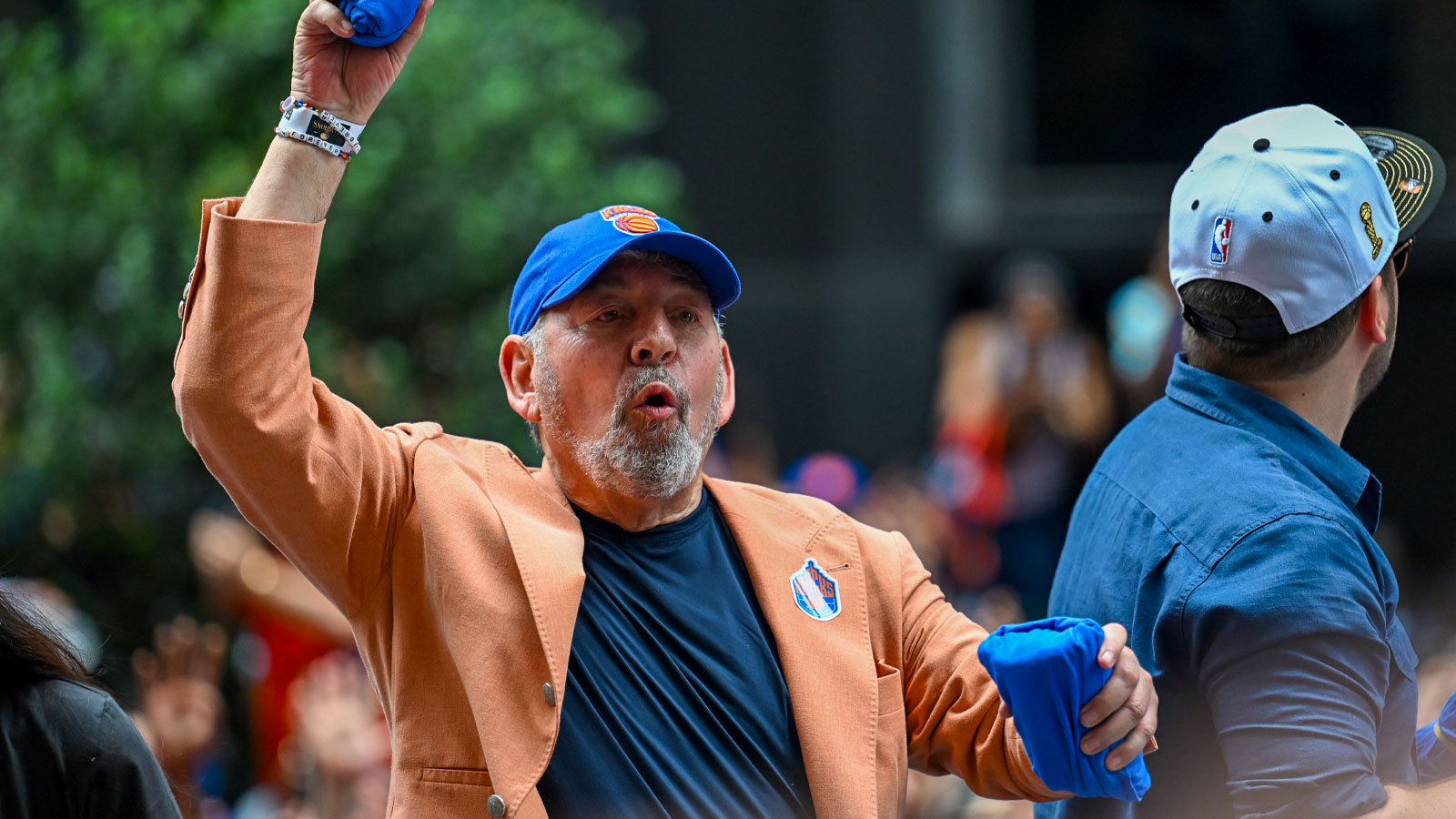 James Dolan issues heartfelt thank you to Knicks fans at championship celebration