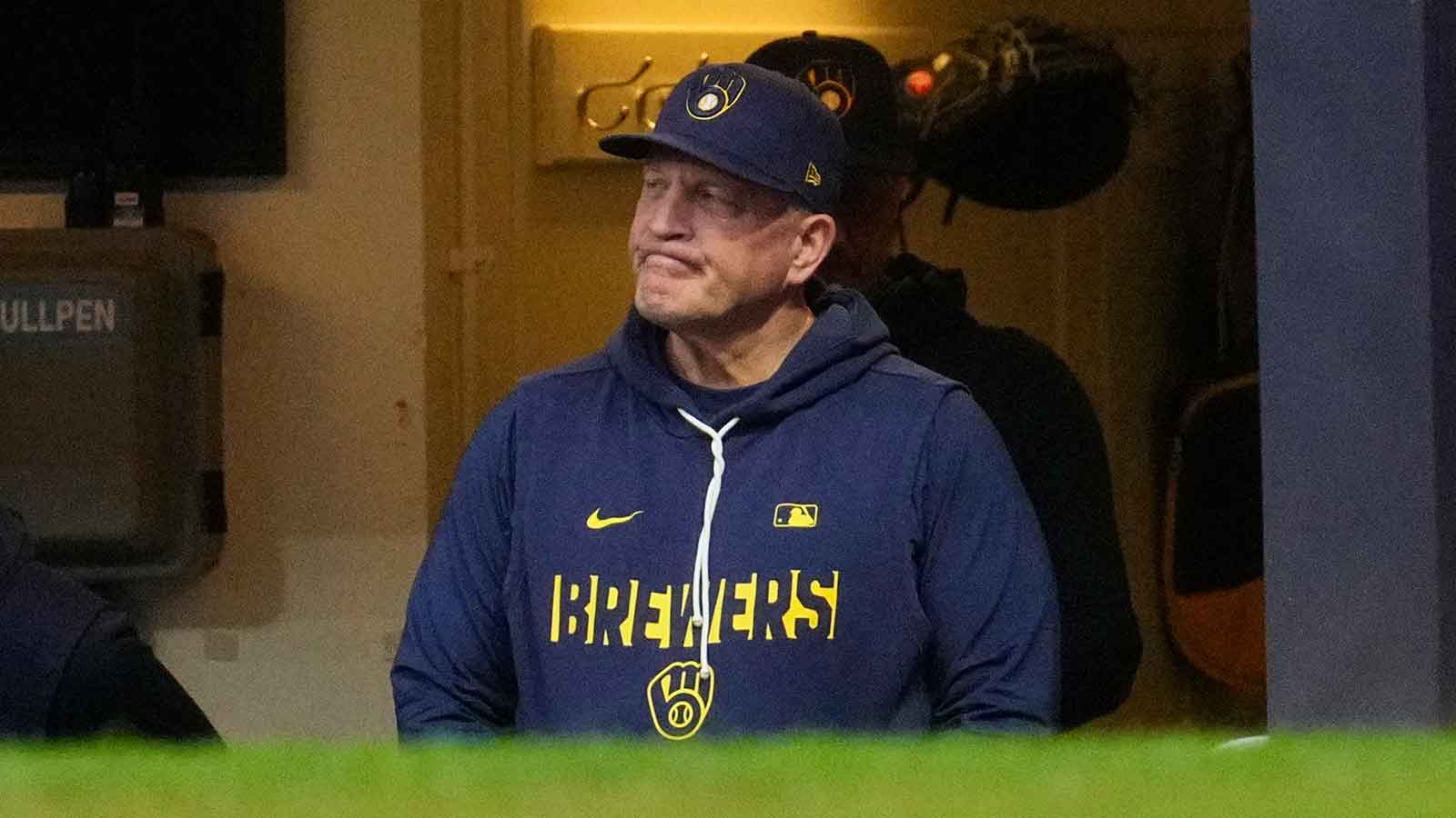 Brewers manager Pat Murphy shows love to UW-Milwaukee during post-game presser