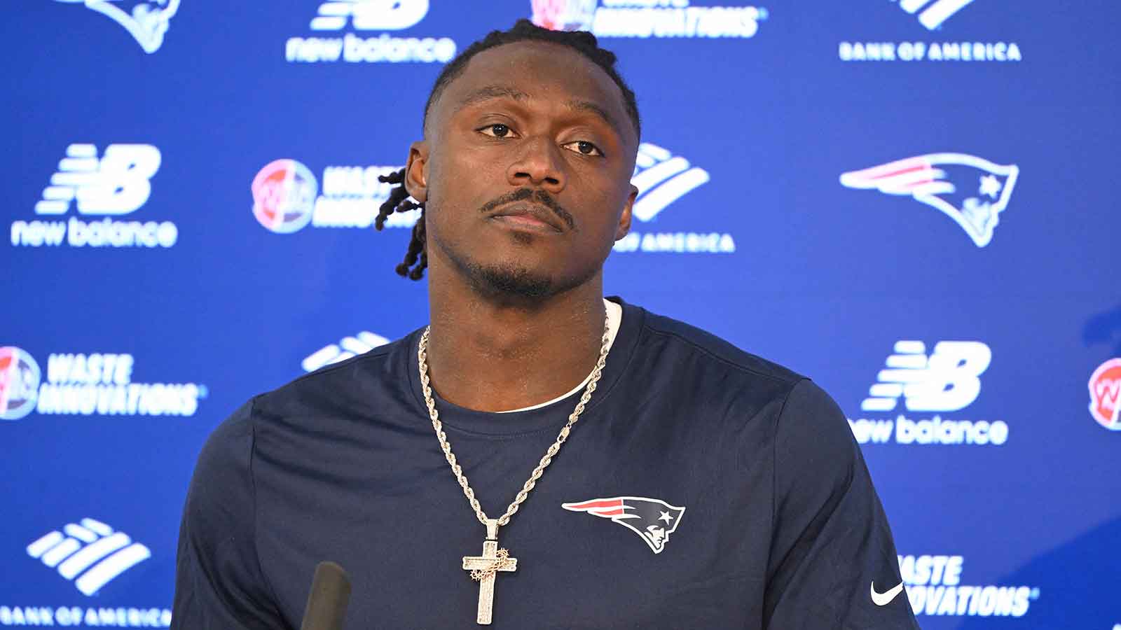 Patriots’ AJ Brown gets brutally honest on first Mike Vrabel impressions