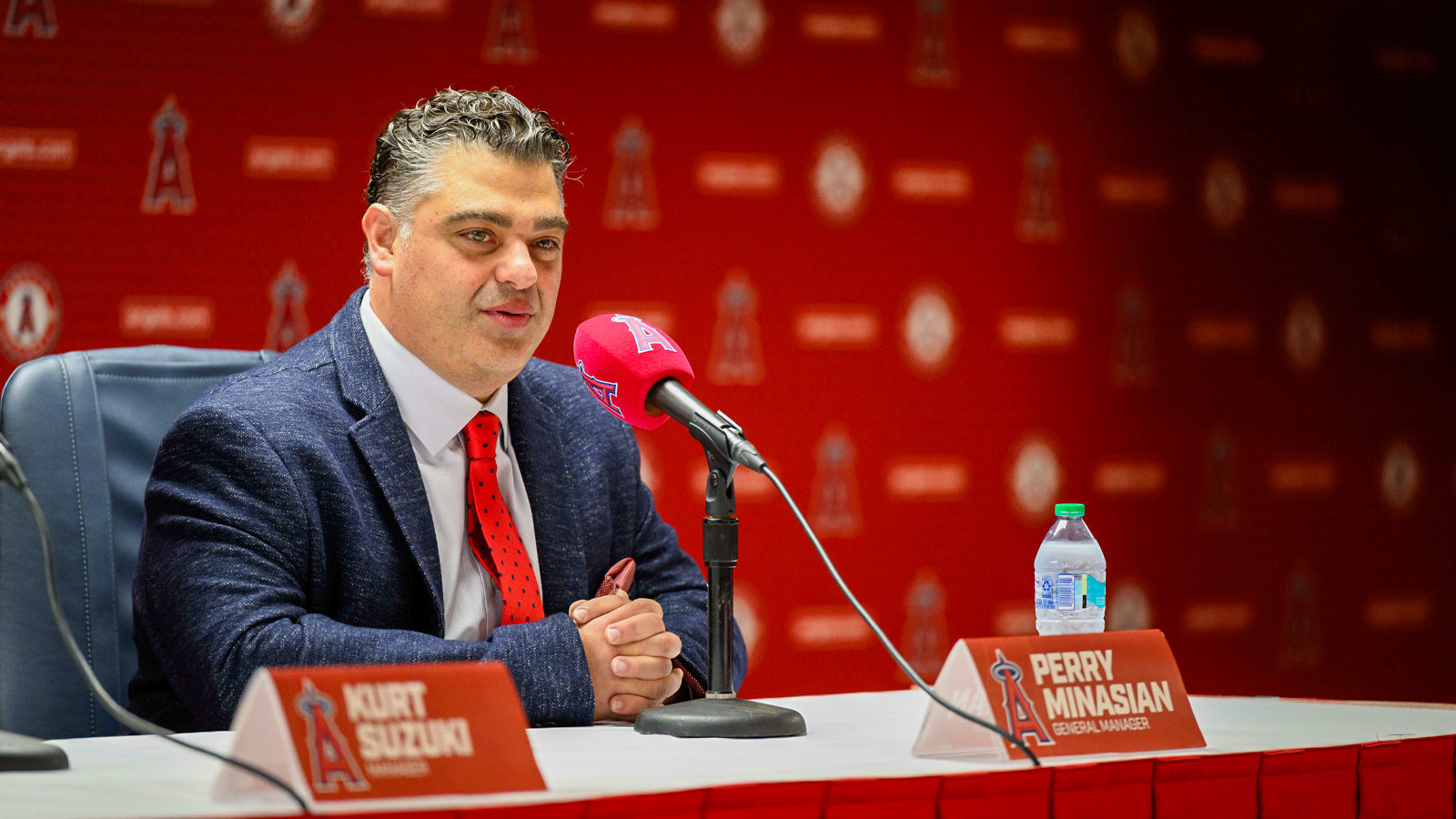 https://wp.clutchpoints.com/wp-content/uploads/2026/06/Perry-Minisian-at-press-conference.jpg