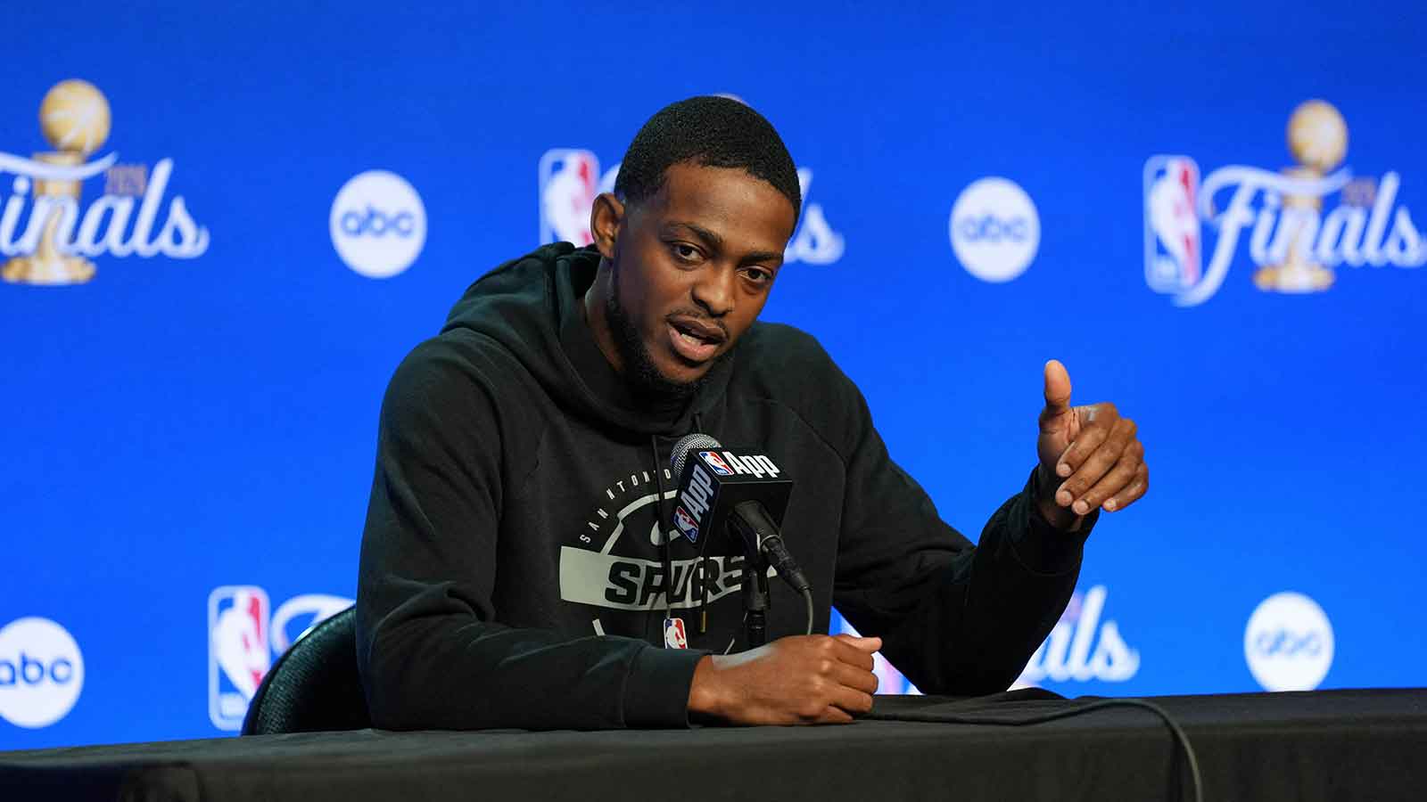 Spurs’ De’Aaron Fox rejects Dylan Harper’s ‘Unc’ label in hilarious message