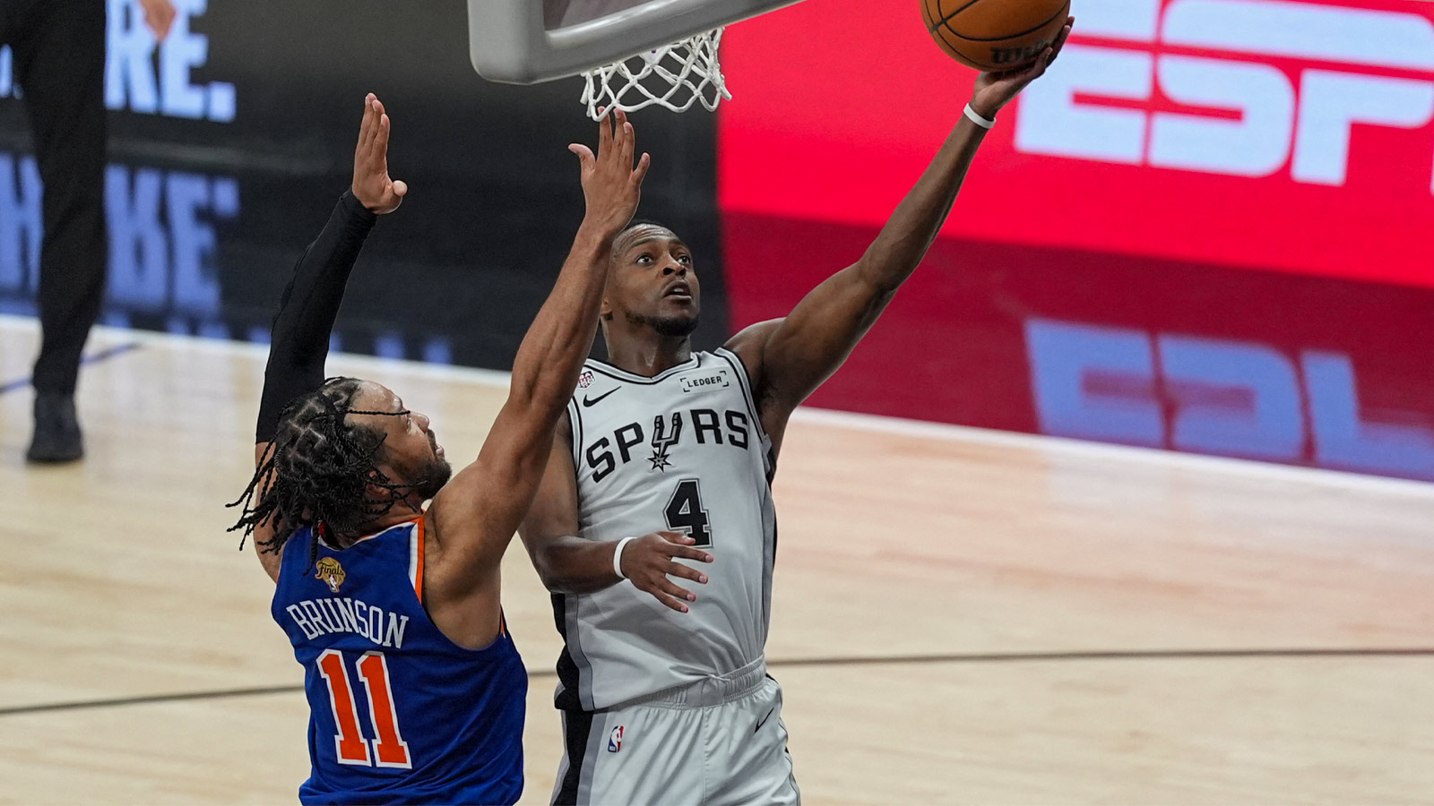 https://wp.clutchpoints.com/wp-content/uploads/2026/06/San-Antonio-Spurs-guard-Deaaron-Fox-shoots-the-ball-over-New-York-Knicks-guard-Jalen-Brunson-in-the-second-half-during-game-two-of-the-2026-NBA-Finals-at-Frost-Bank-Center.jpg