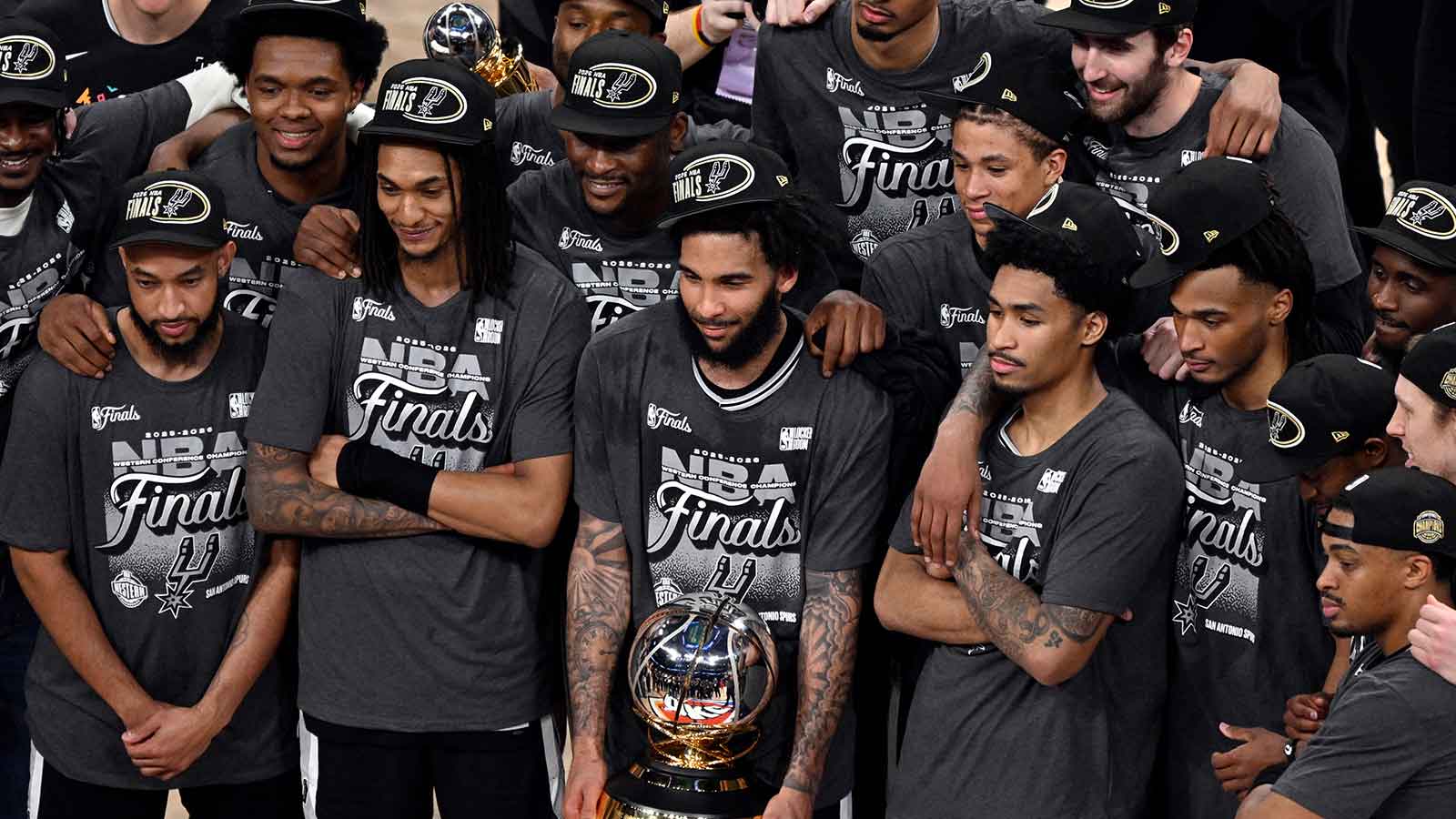 香港限定 70周年記念 NBA San Antonic SPURS 400%ベア Spurs news: San Antonio joins exclusive group with lottery-to-NBA