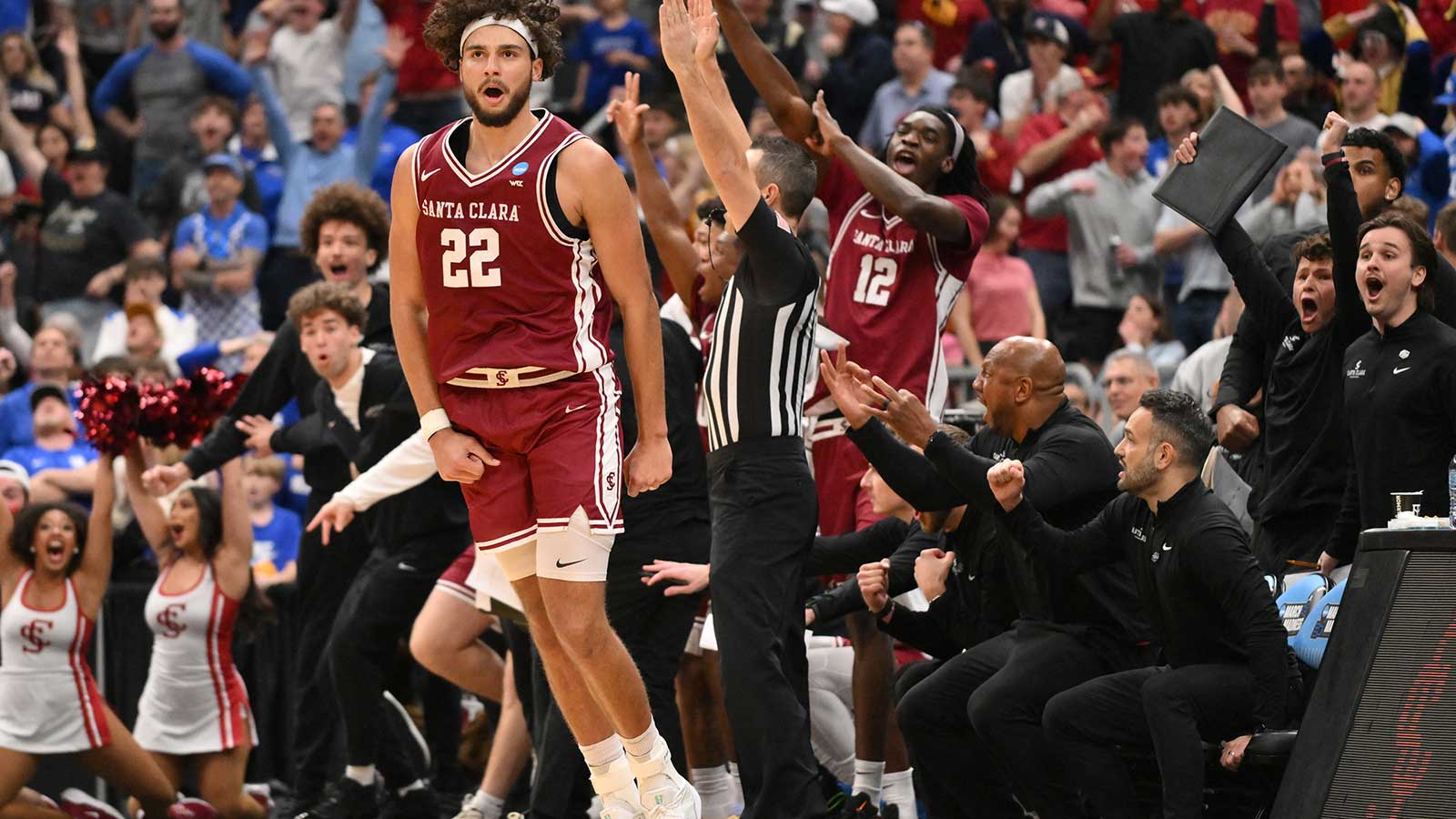 Santa Clara Broncos forward Allen Graves (22) reacts after making a basket against the Kentucky Wildcats