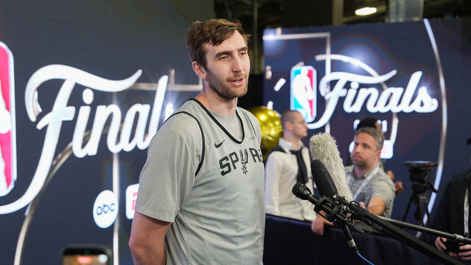 Spurs’ Luke Kornet makes a Ben Stiller admission before NBA Finals Game 3